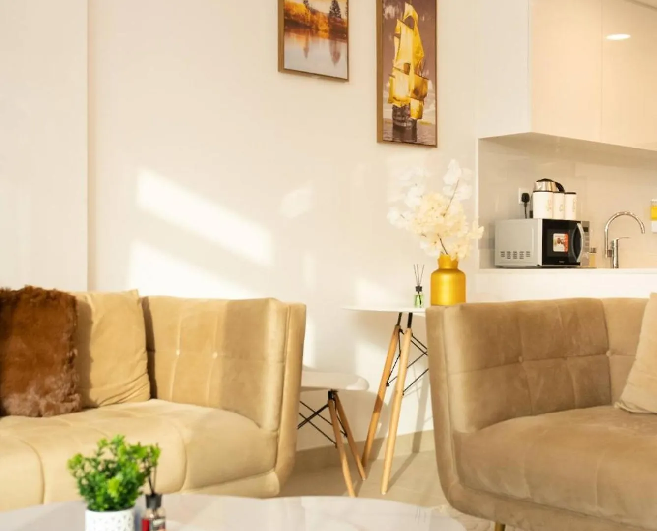 Beautiful Two Bedroom Apartament In Sharjah By Stay Bnb
